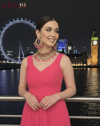The Windsor Rose Choker Set
