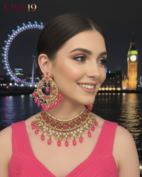 The Windsor Rose Choker Set